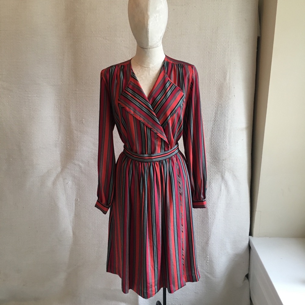 Vintage 70s Two Piece Dress Set Stripe Top & Skirt - Picture 2 of 8
